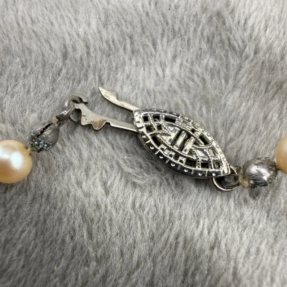 Vintage Estate Necklace Glass Beaded Imitation Pearl Knotted Cream 20in